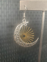 Load image into Gallery viewer, Solar Eclipse 2024 Earrings