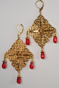 Gold Diamonds and Red Crystals